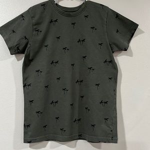 🟡 PRIMARK Boys Green Shirt. Size 8-9.